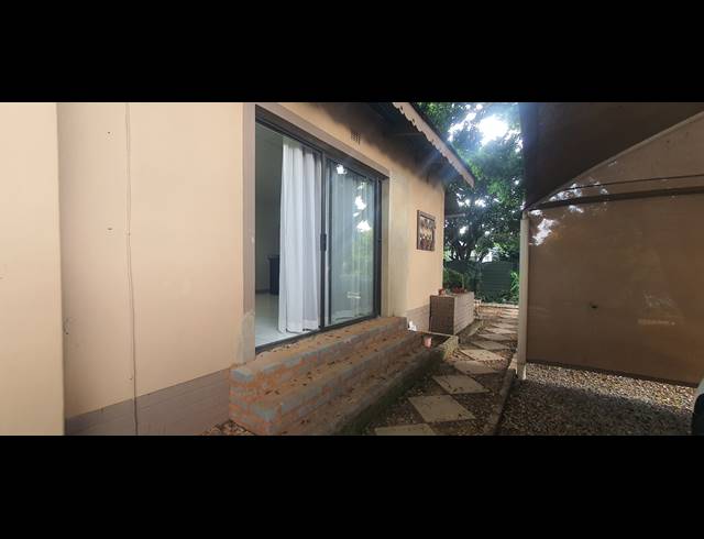 1 BEDROOM FLAT TO LET IN HEIDELBERG CENTRAL